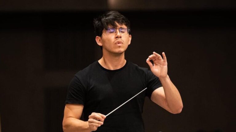 Le jeune costaricien Luis Castillo Briceño, 26 ans, dirigera le London Philharmonic Orchestra